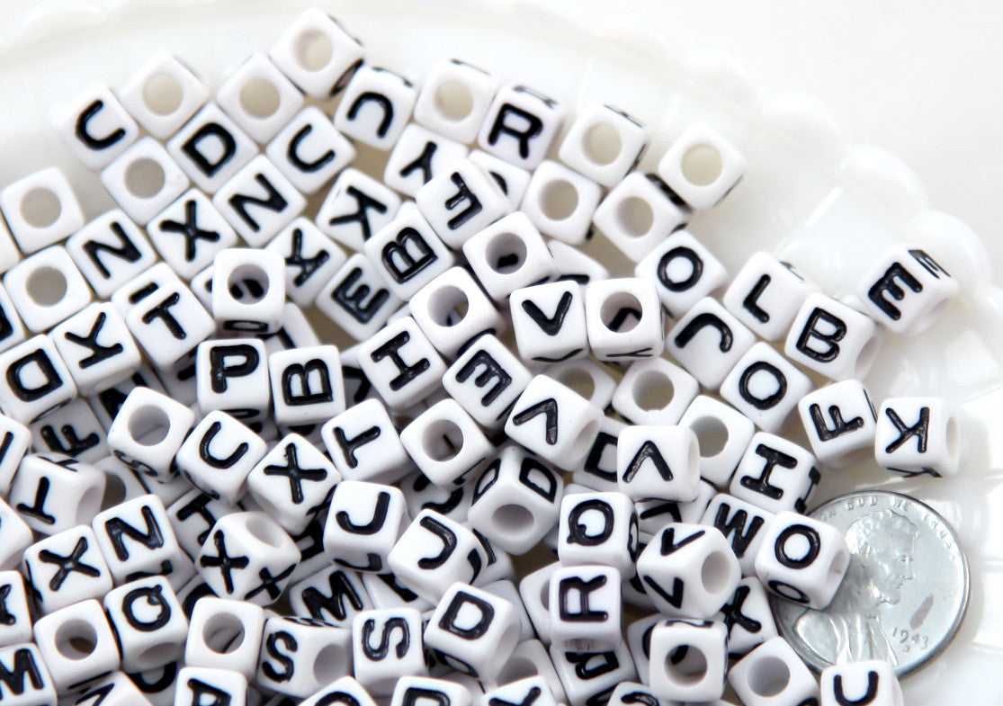 200 BEADS 6MM ACRYLIC SQUARE CUBE ALPHABET LETTER BEADS FOR